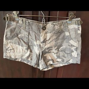 Women’s Camo shorts